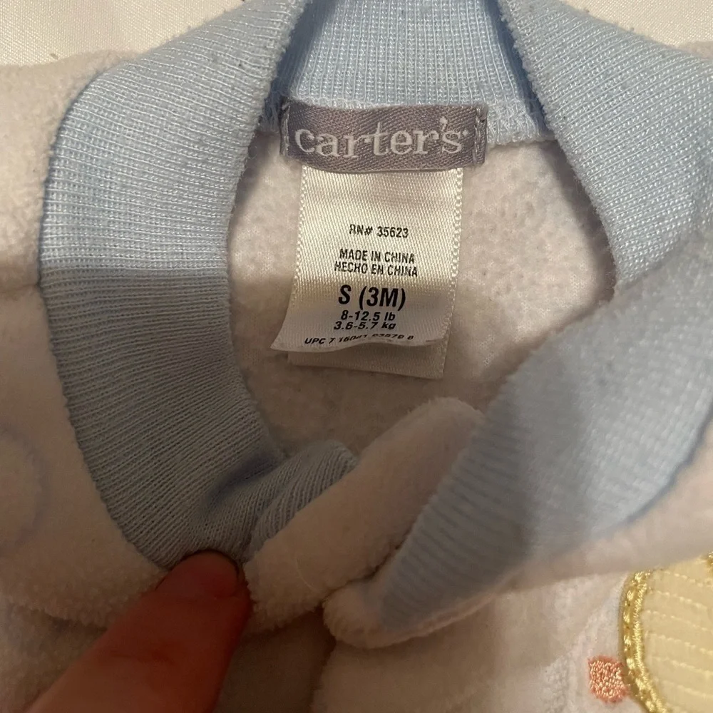 🐶🐶Carters size 3 months bundle of three footies🐶🐶